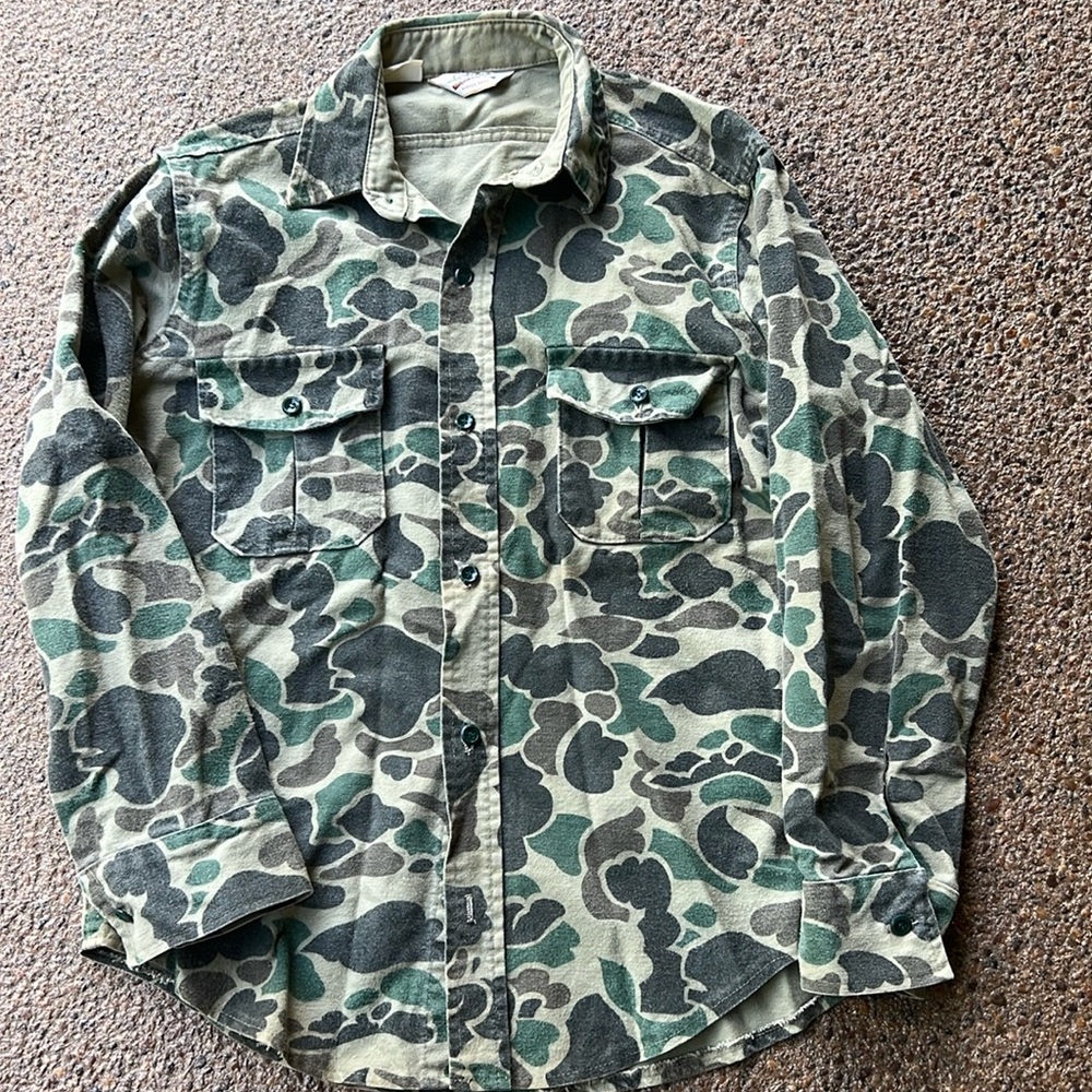 Vintage Cabelas camo shirt.
